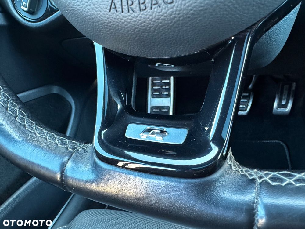 Volkswagen Golf - 19