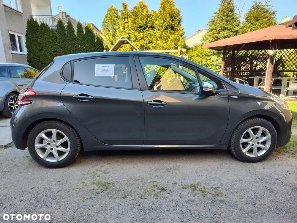 Peugeot 208 82 VTI Active - 4