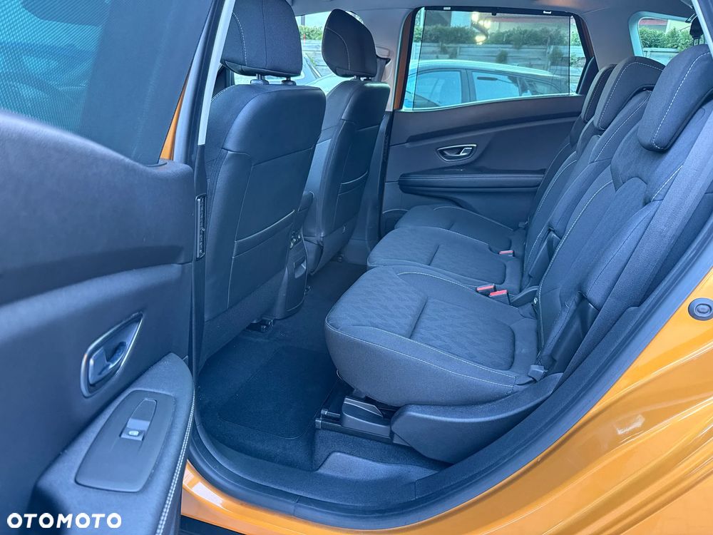 Renault Scenic TCe 140 GPF LIMITED - 18