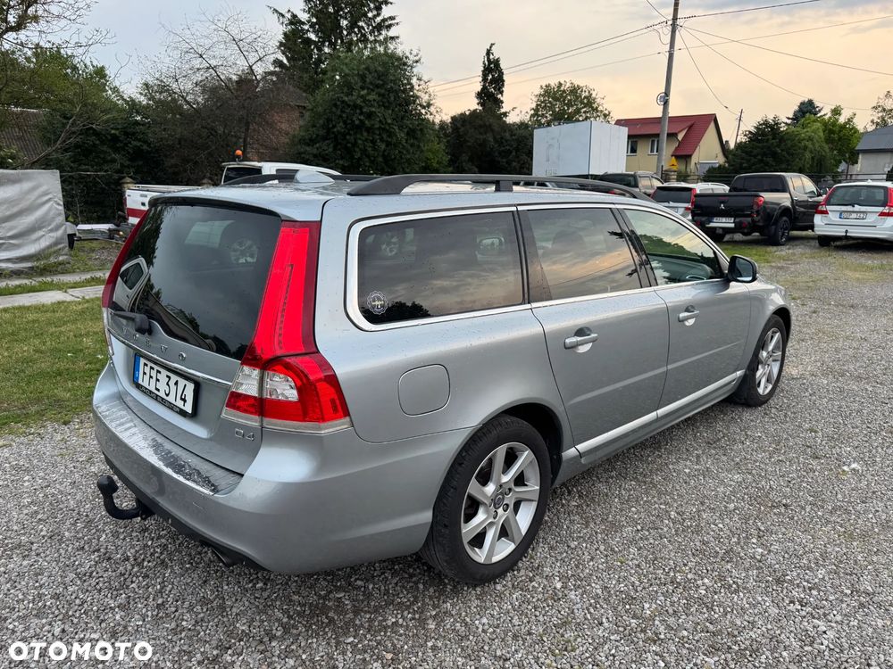 Volvo V70 D4 Geartronic Momentum - 4