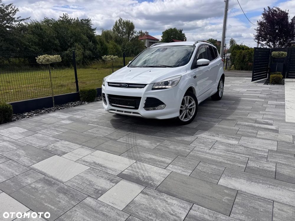 Ford Kuga - 1