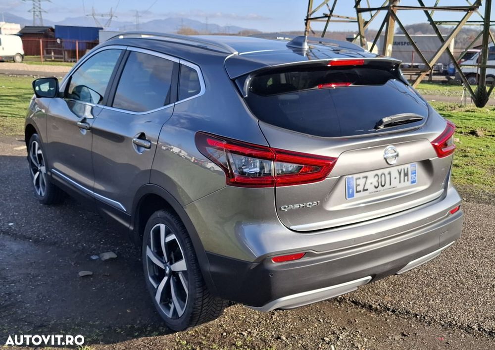 Nissan Qashqai 1.6 DCI TEKNA+ - 6
