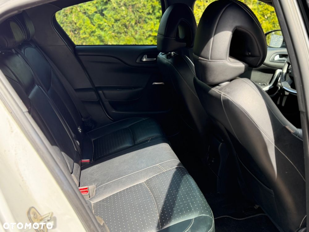 Citroën DS4 HDi 165 SportChic - 16