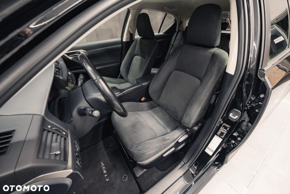 Lexus CT 200h Elegance - 13