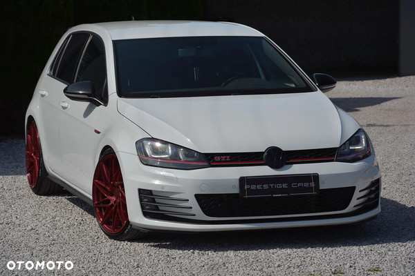 Volkswagen Golf VII 2.0 TSI BMT GTI Performance