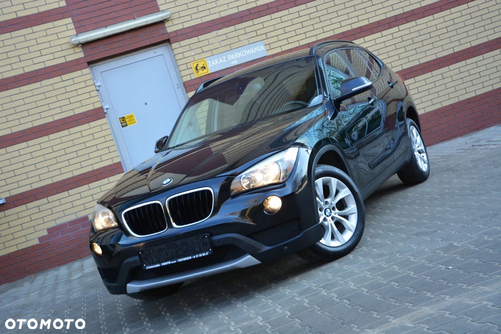 BMW X1 sDrive18d xLine - 19
