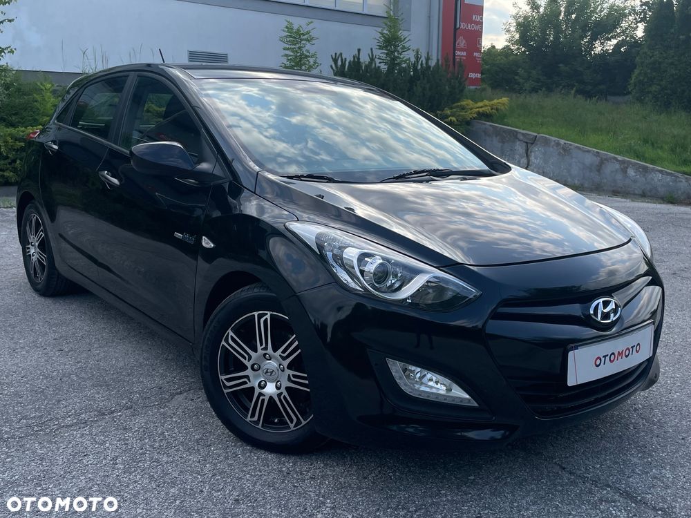Hyundai i30 blue 1.6 CRDi Style - 3