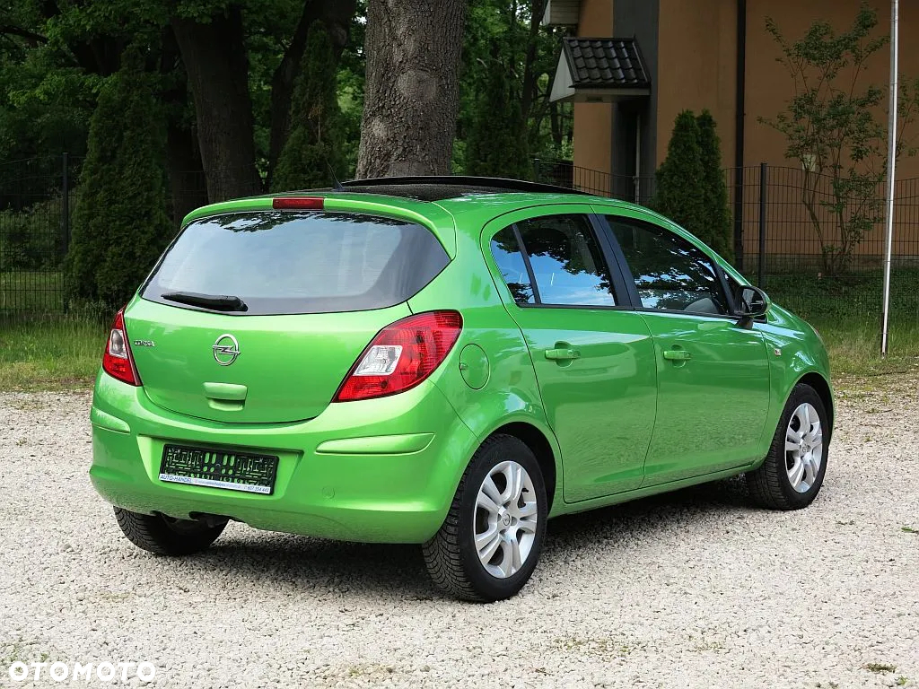 Opel Corsa 1.4 T Cosmo S&S - 17