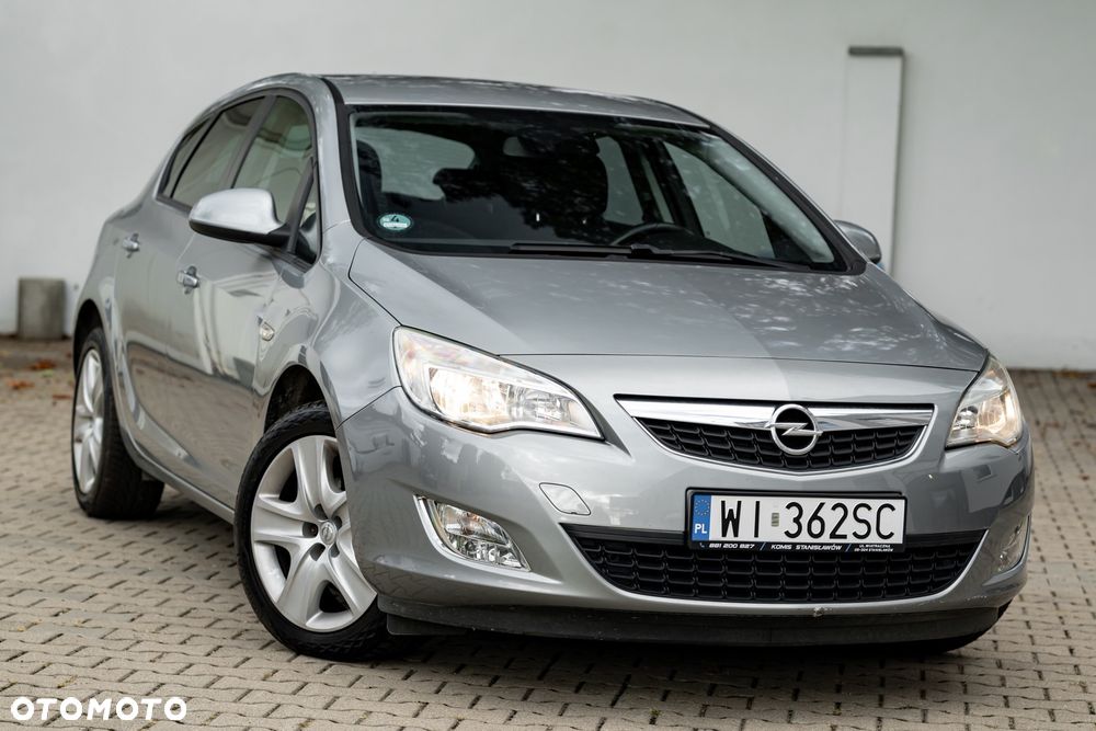 Opel Astra 1.4 Turbo Color Edition - 2