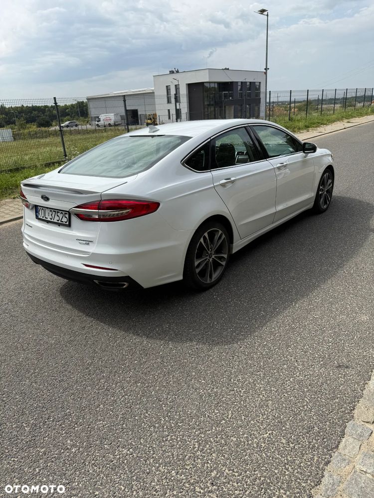 Ford Fusion 2.0 EcoBoost Titanium - 10