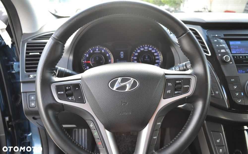 Hyundai i40 i40cw 1.6 Fifa World Cup Edition - 28