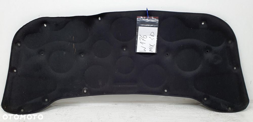 WYGŁUSZENIE MASKI MERCEDES W176 - 1