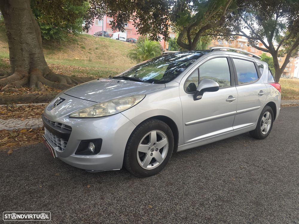 Peugeot 207 SW 1.4 Urban - 4