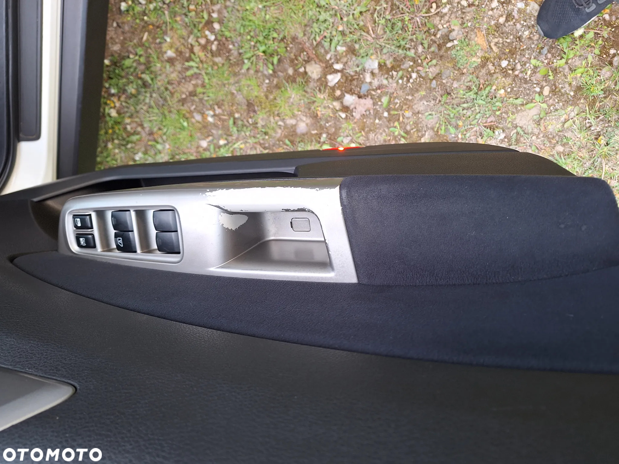Subaru Forester 2.0 XE NAV Euro5 - 16