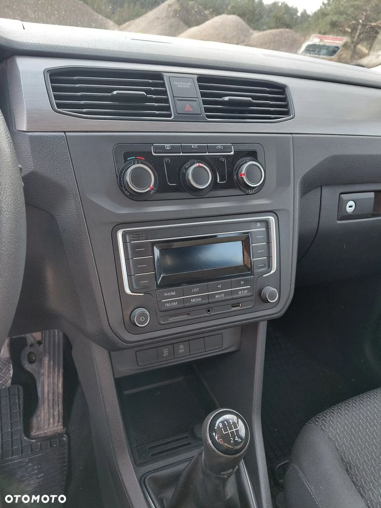 Volkswagen Caddy 2.0 TDI Comfortline - 13