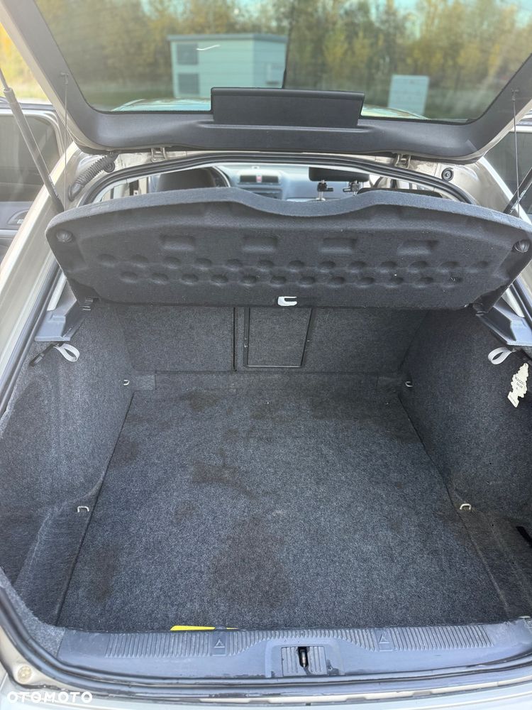 Skoda Octavia 1.9 TDI Ambiente - 24