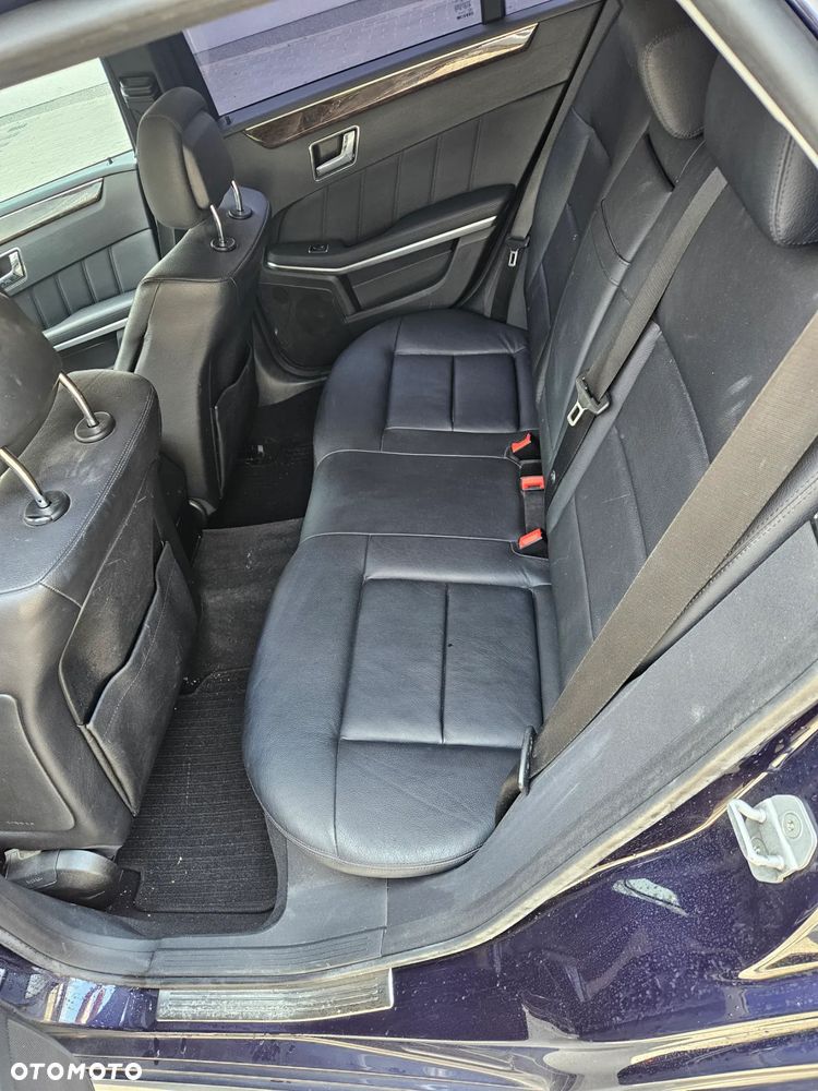 Mercedes-Benz Klasa E 350 T CDI DPF 4Matic BlueEFFICIENCY 7G-TRONIC Avantgarde - 10