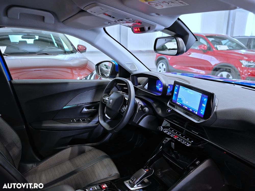 Peugeot 2008 PureTech 130 EAT8 Allure - 7