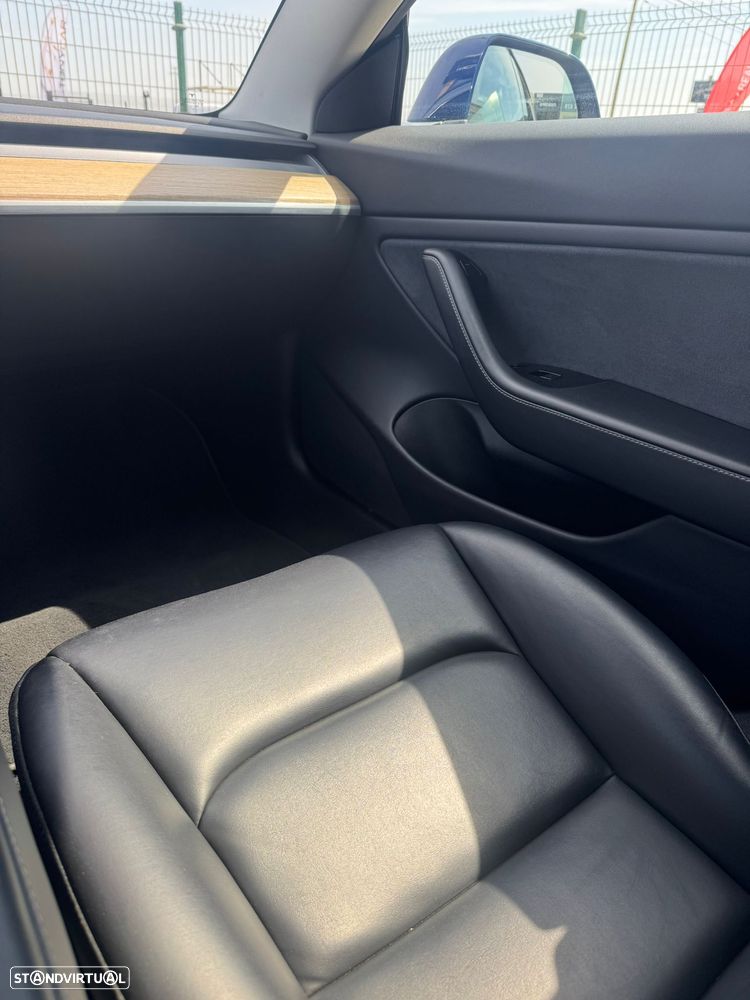 Tesla Model 3 Long Range AWD Dual Motor Performance - 13