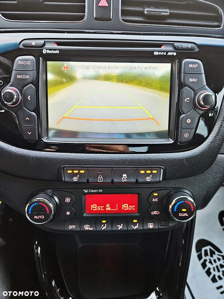 Kia Ceed 1.4 CVVT Spirit - 16