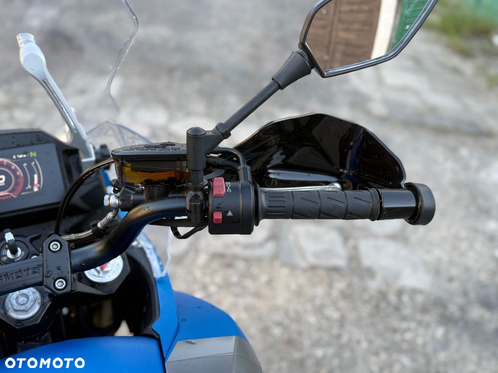 CFMoto 650 MT - 20