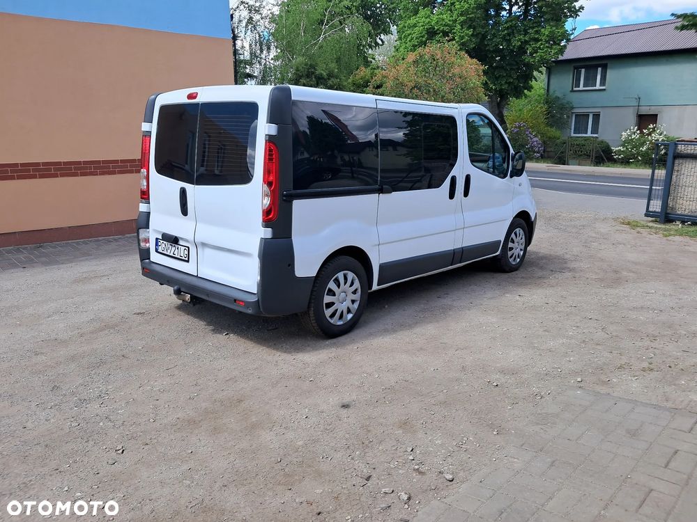 Opel Vivaro - 4