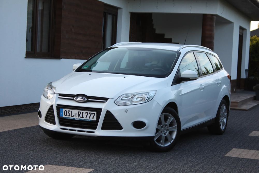 Ford Focus 1.0 EcoBoost Start-Stopp-System Champions Edition - 4