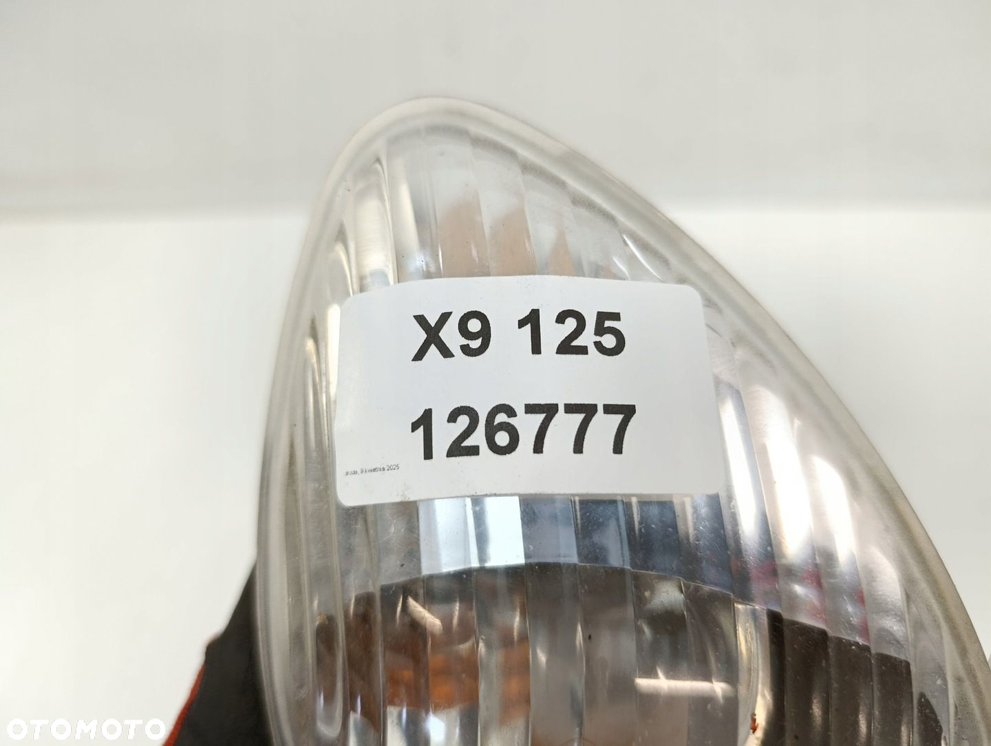 PIAGGIO X9 125 LAMPA TYŁ PRAWA - 7