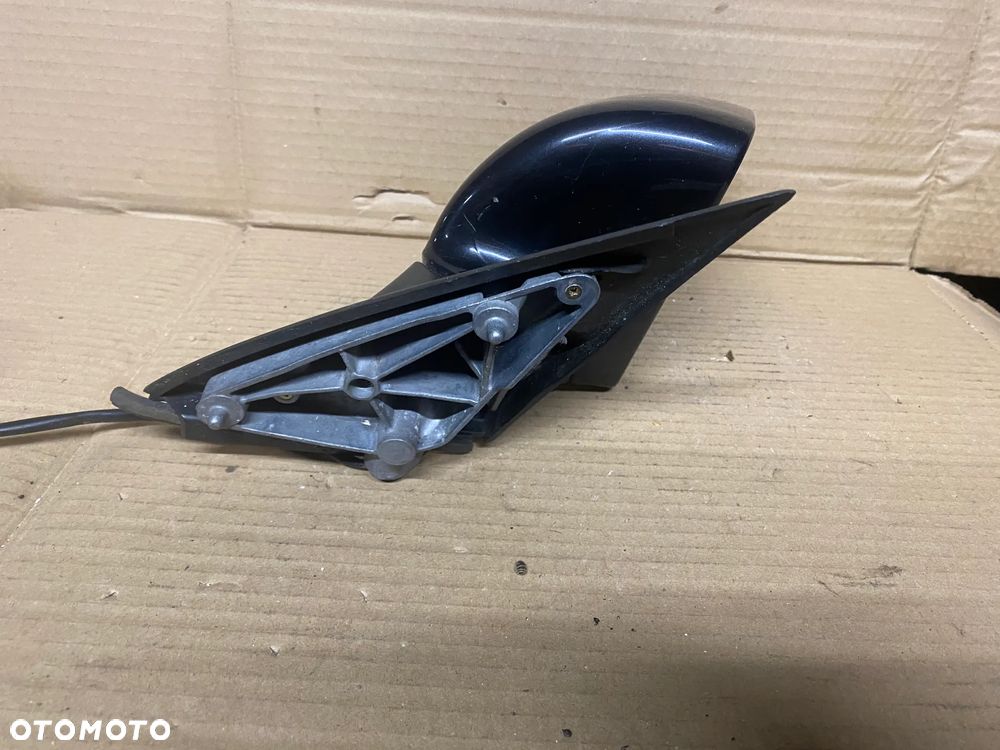 LUSTERKO PRAWE 5PIN AUDI A4 B6 50010 - 8
