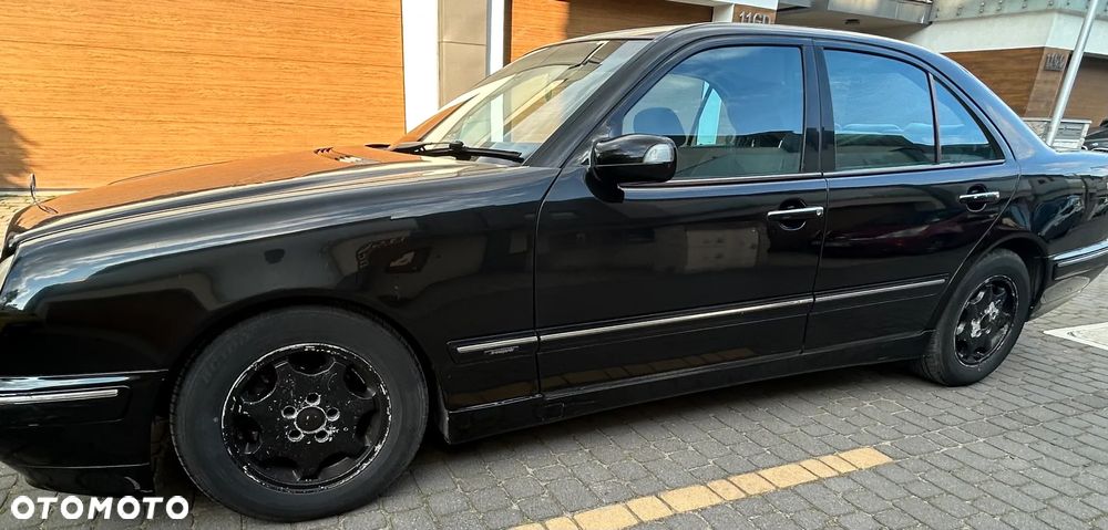 Mercedes-Benz Klasa E 240 Avantgarde - 5