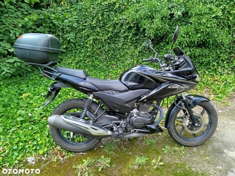 Honda CBF - 1