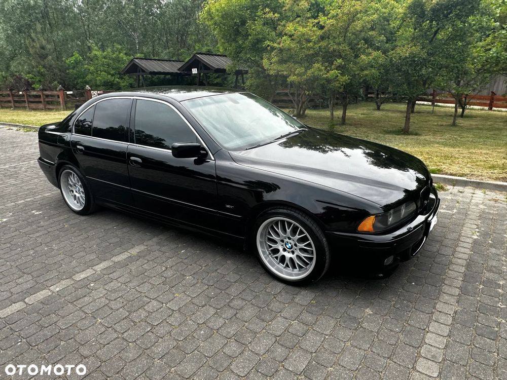 BMW Seria 5 540i - 18