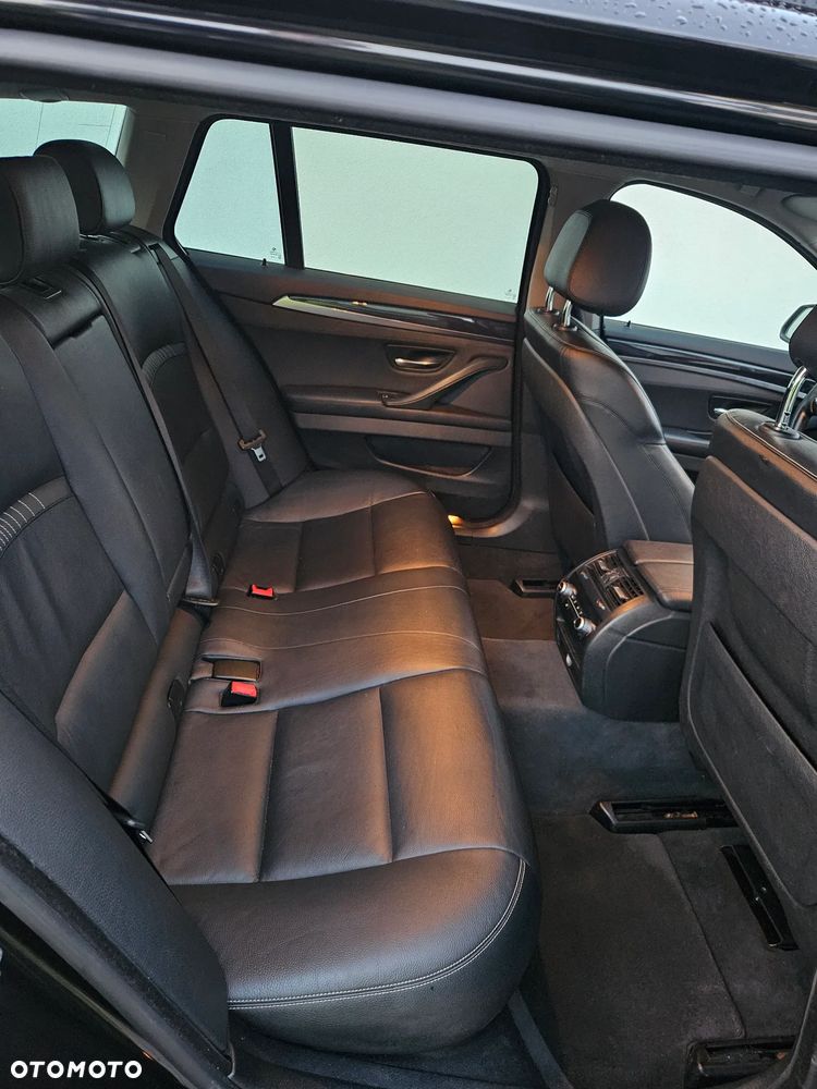 BMW Seria 5 520d - 19