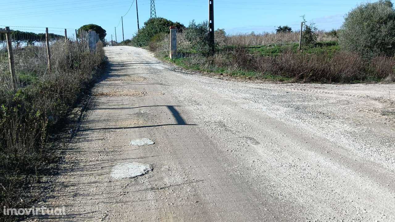 Terreno rustico com 24.200 m², com área urbana - Grande imagem: 5/19