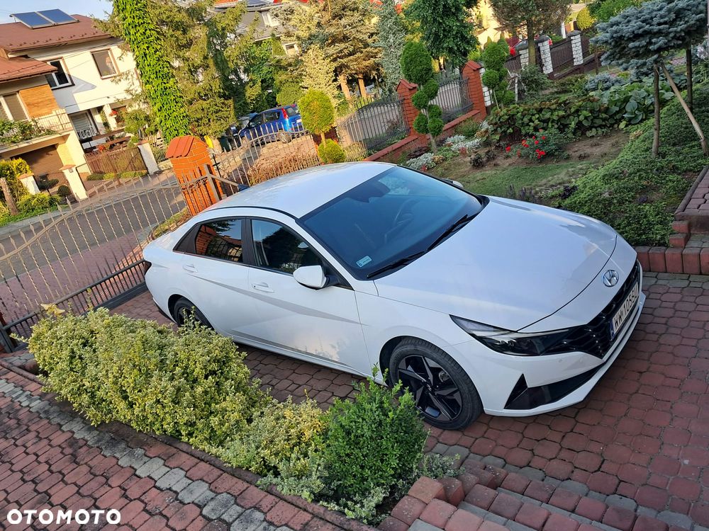 Hyundai Elantra 1.6 Executive - 2