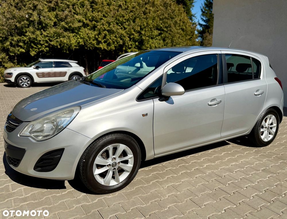 Opel Corsa 1.4 16V Edition - 18