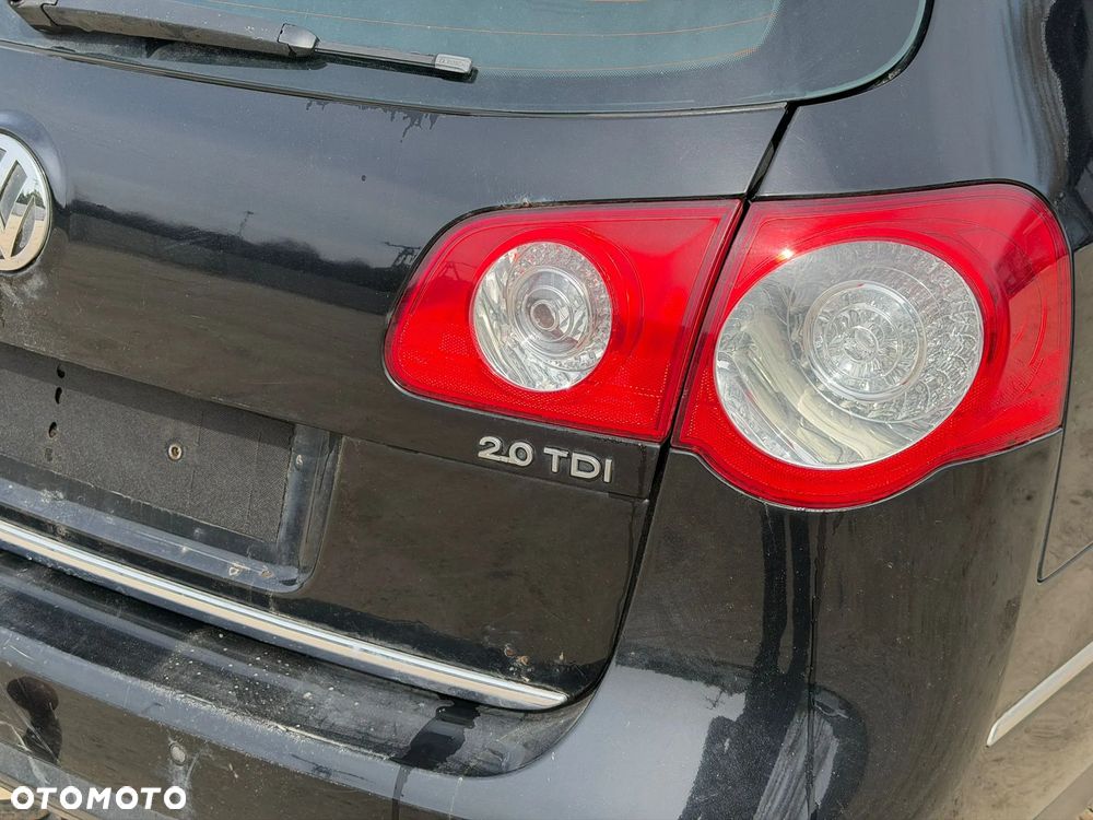 Volkswagen Passat 2.0 TDI Highline DSG - 18