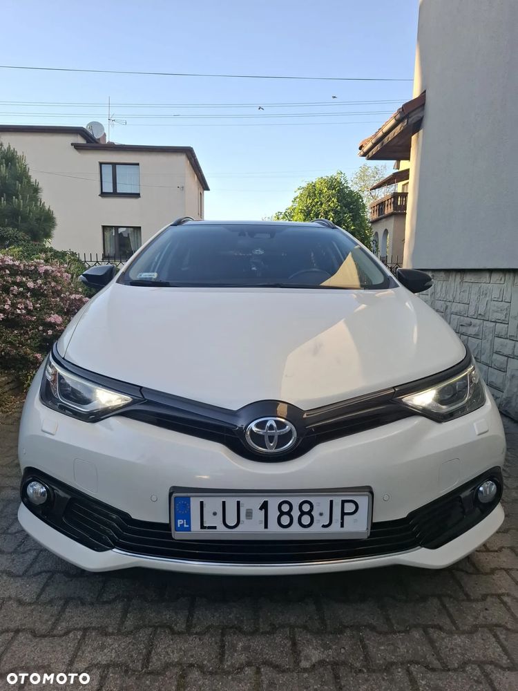Toyota Auris 1.6 Selection - 4