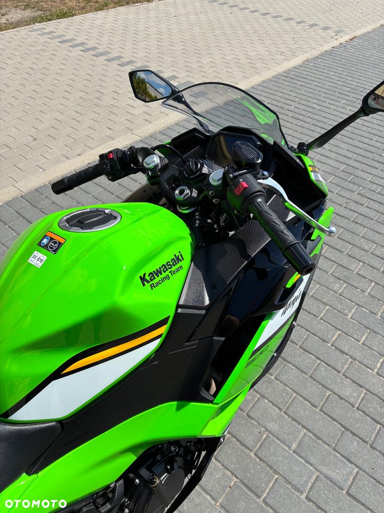 Kawasaki Ninja - 7