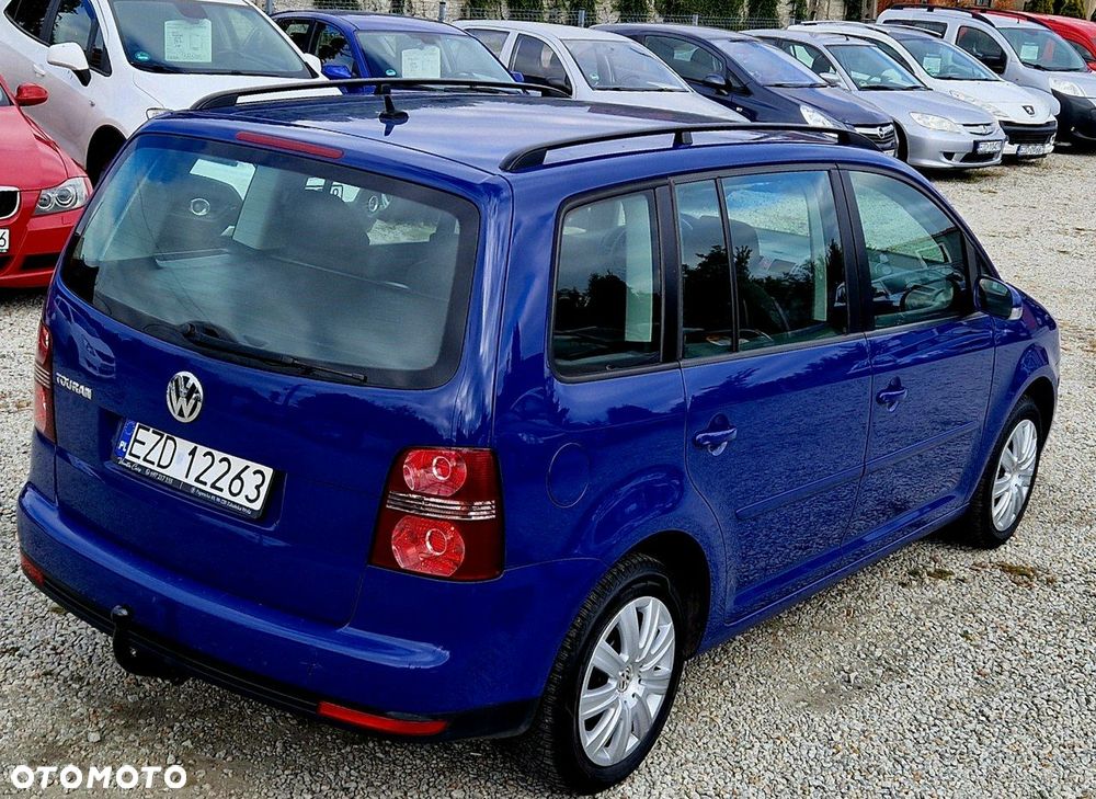 Volkswagen Touran 1.6 Trendline - 4