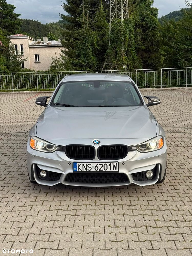 BMW Seria 3 318d - 5