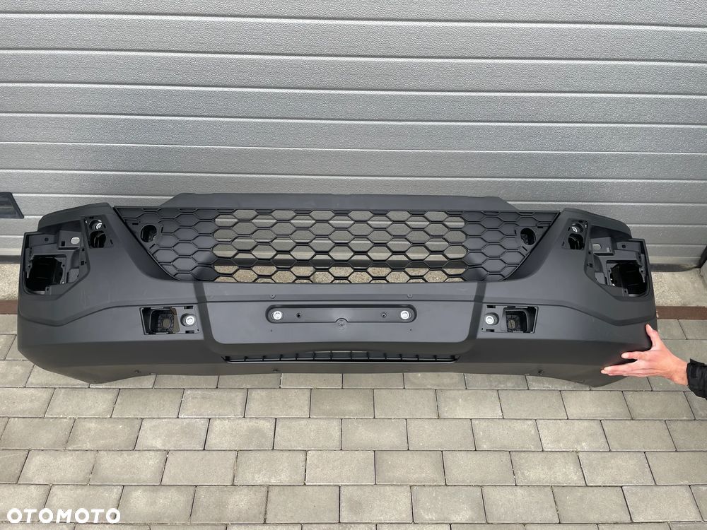 ZDERZAK PRZEDNI IVECO DAILY IV  2014-2019 - NOWY - 1