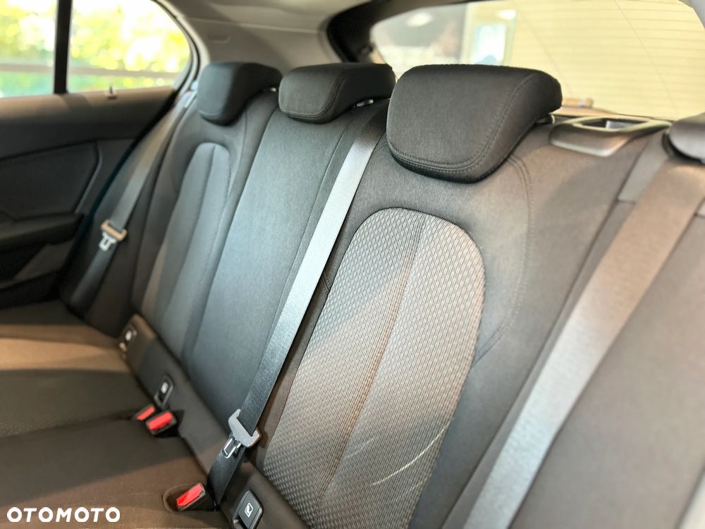 BMW Seria 1 118i Advantage - 18