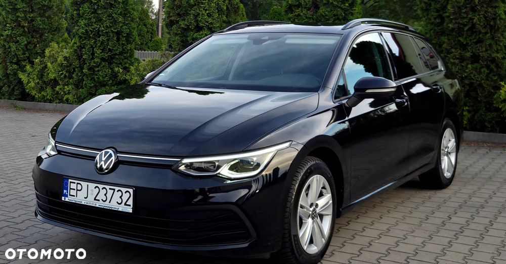 Volkswagen Golf - 1