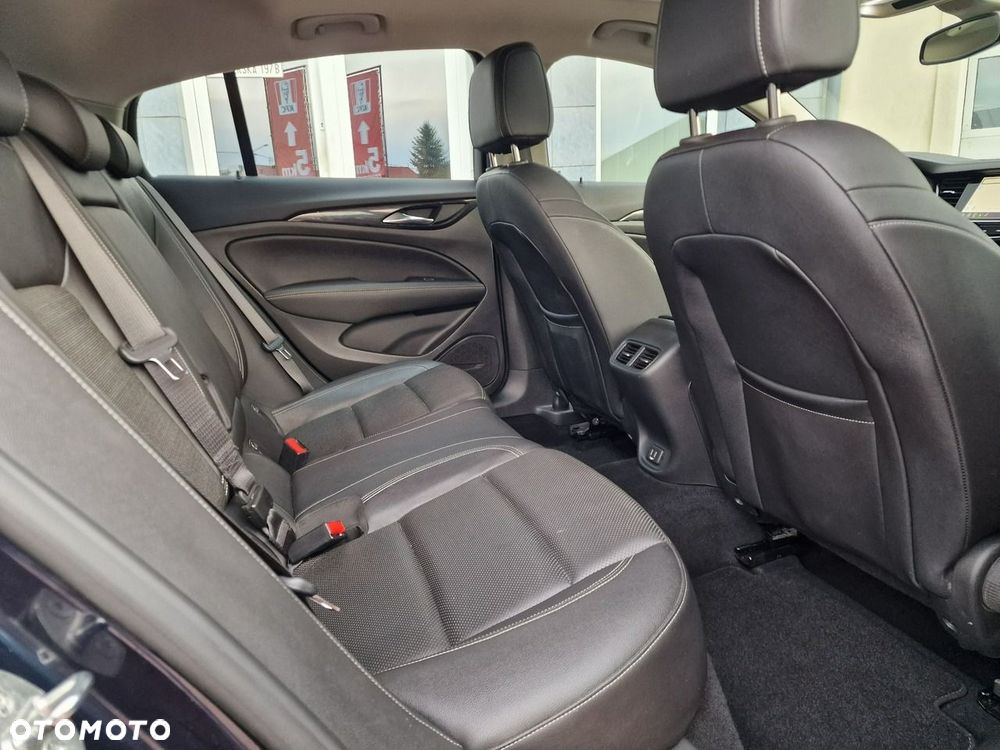 Opel Insignia 1.6 CDTI Innovation S&S - 24