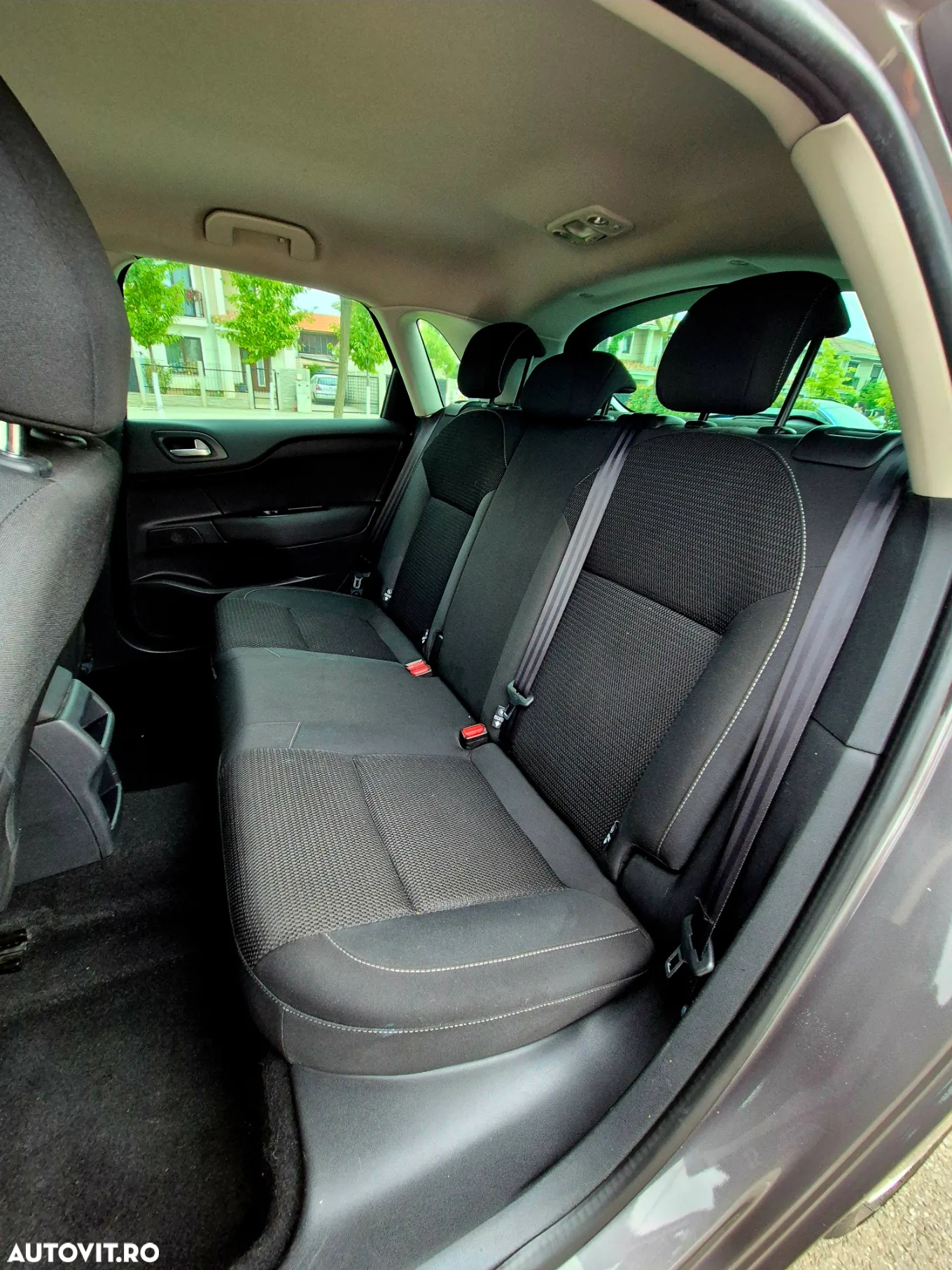 Citroën C4 PureTech 110 Selection - 8