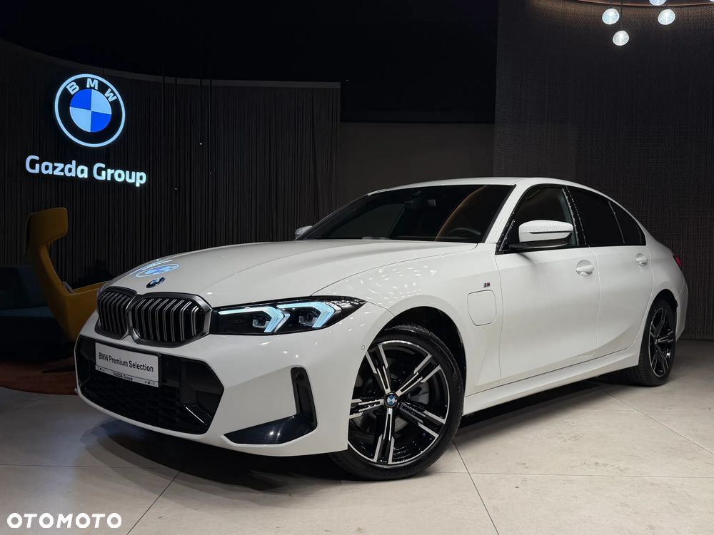 BMW Seria 3 330e xDrive M Sport sport - 1