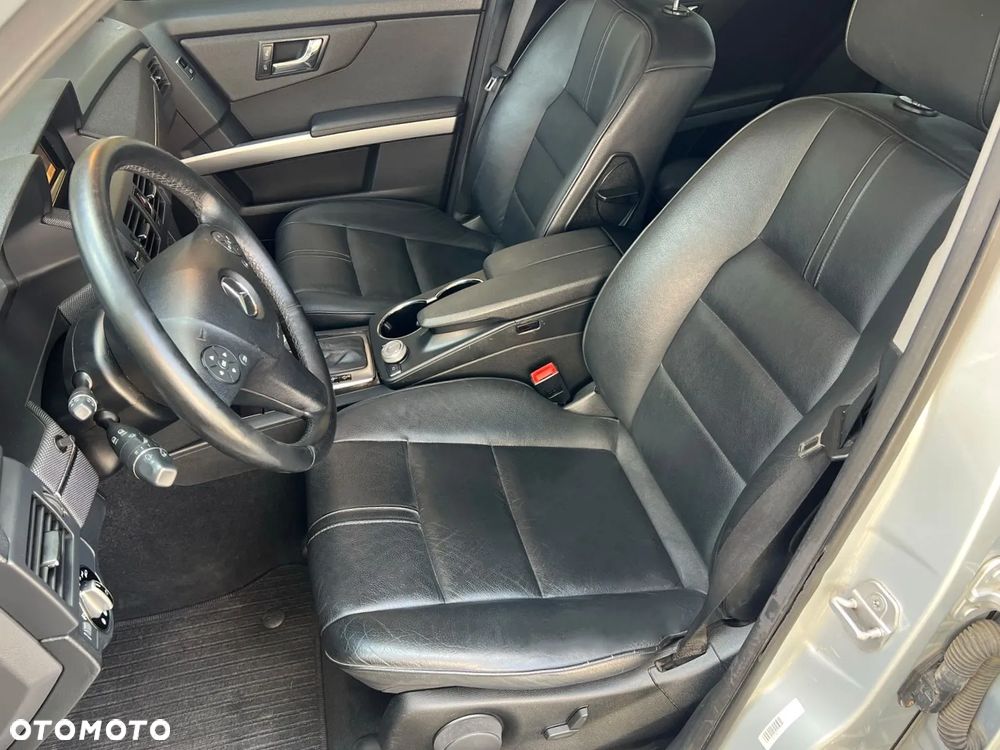 Mercedes-Benz GLK 280 4-Matic - 11