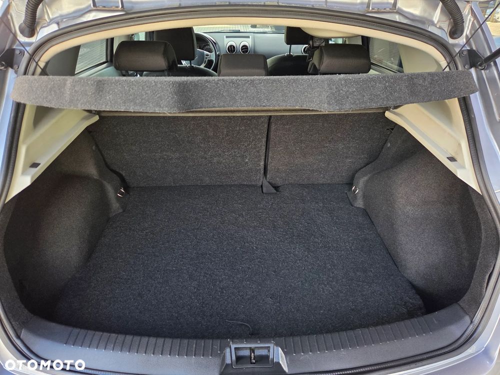 Nissan Qashqai 2.0 dCi DPF acenta - 7