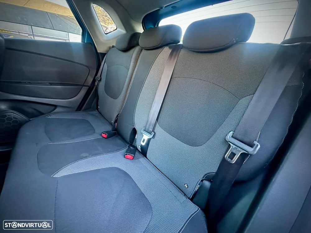 Renault Captur 1.5 dCi Exclusive EDC - 13